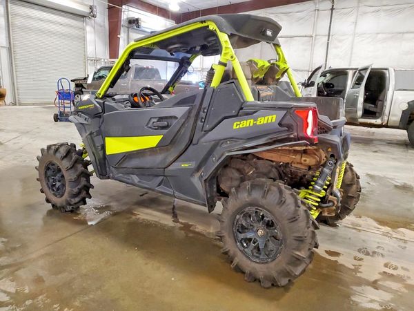 2020 CAN-AM MAVERICK SPORT