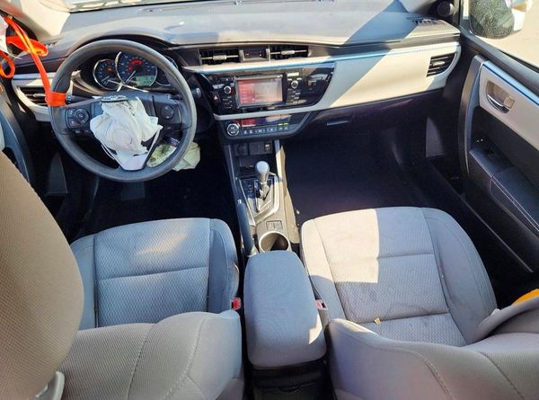 2016 TOYOTA COROLLA
