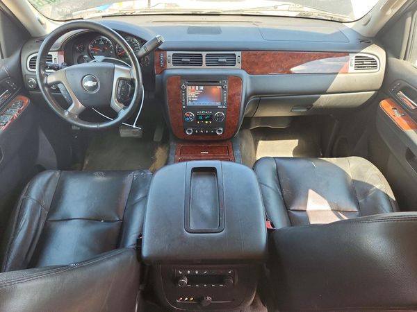 2013 CHEVROLET TAHOE LTZ