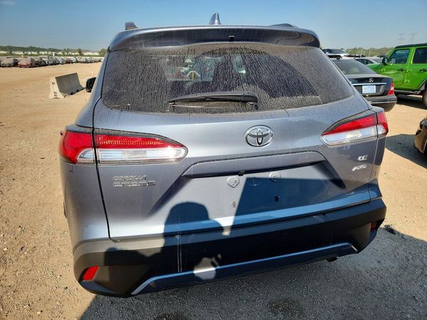 2024 TOYOTA COROLLA CROSS