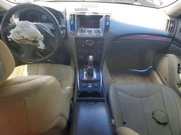 2012 INFINITI G37