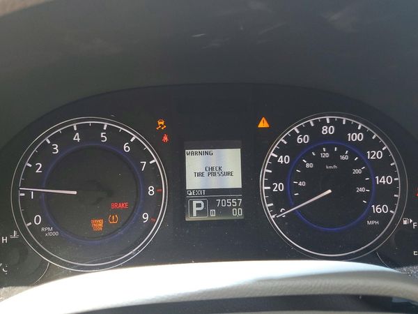 2012 INFINITI G37