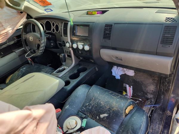 2013 TOYOTA TUNDRA SR5 — CKPT