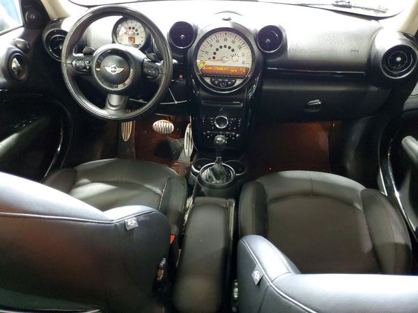 2014 MINI COOPER