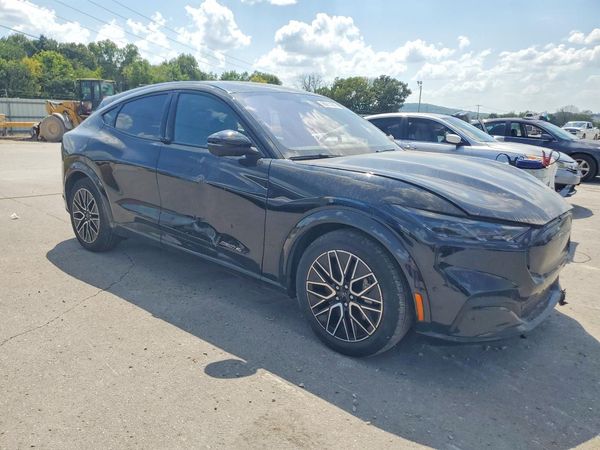 2024 FORD MUSTANG Premium