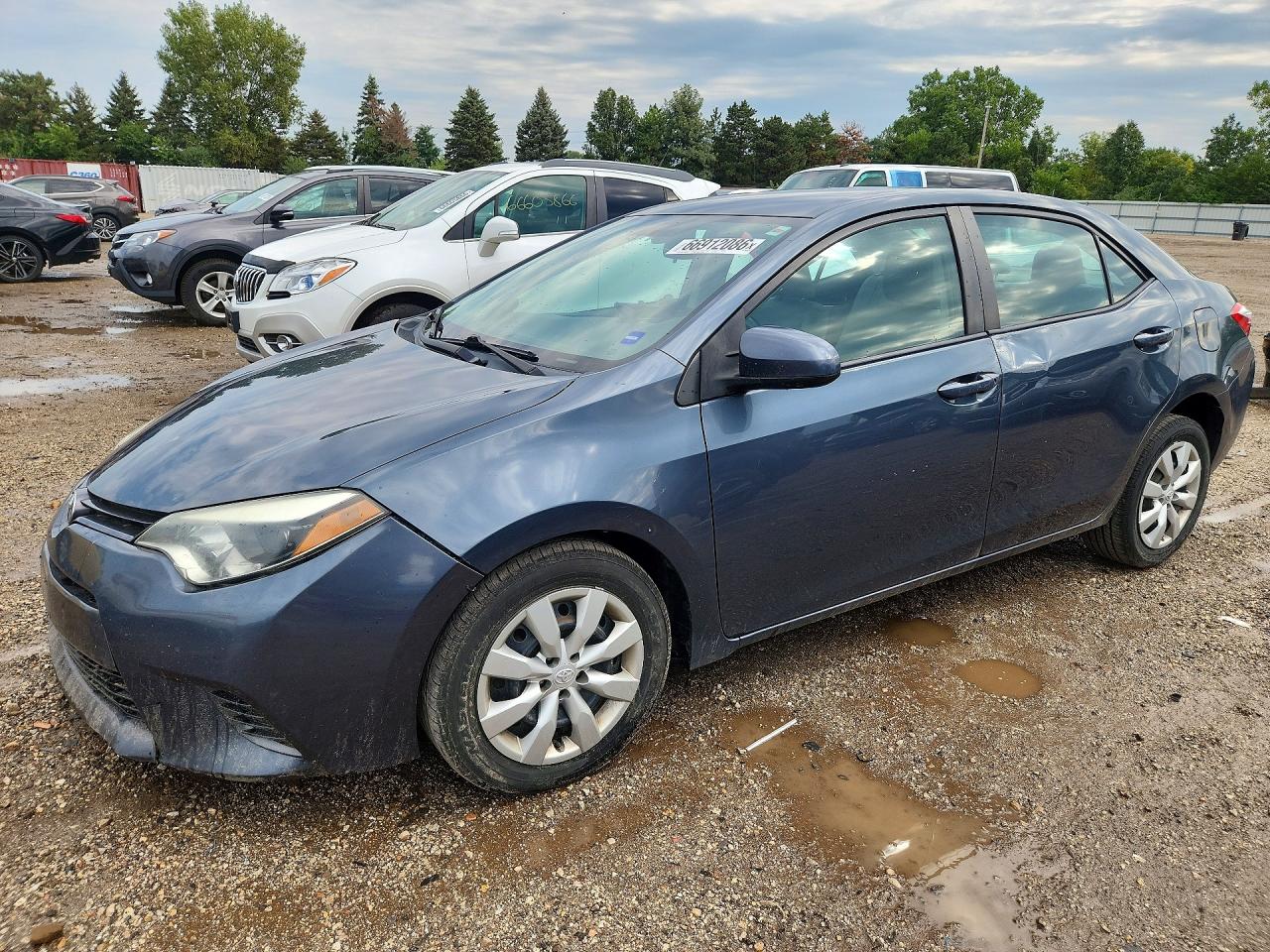 2015 TOYOTA COROLLA