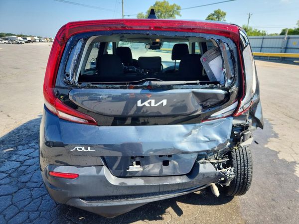 2022 KIA SOUL