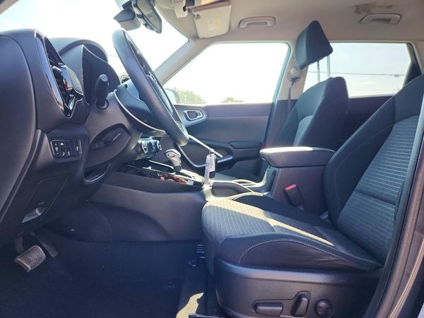 2022 KIA SOUL