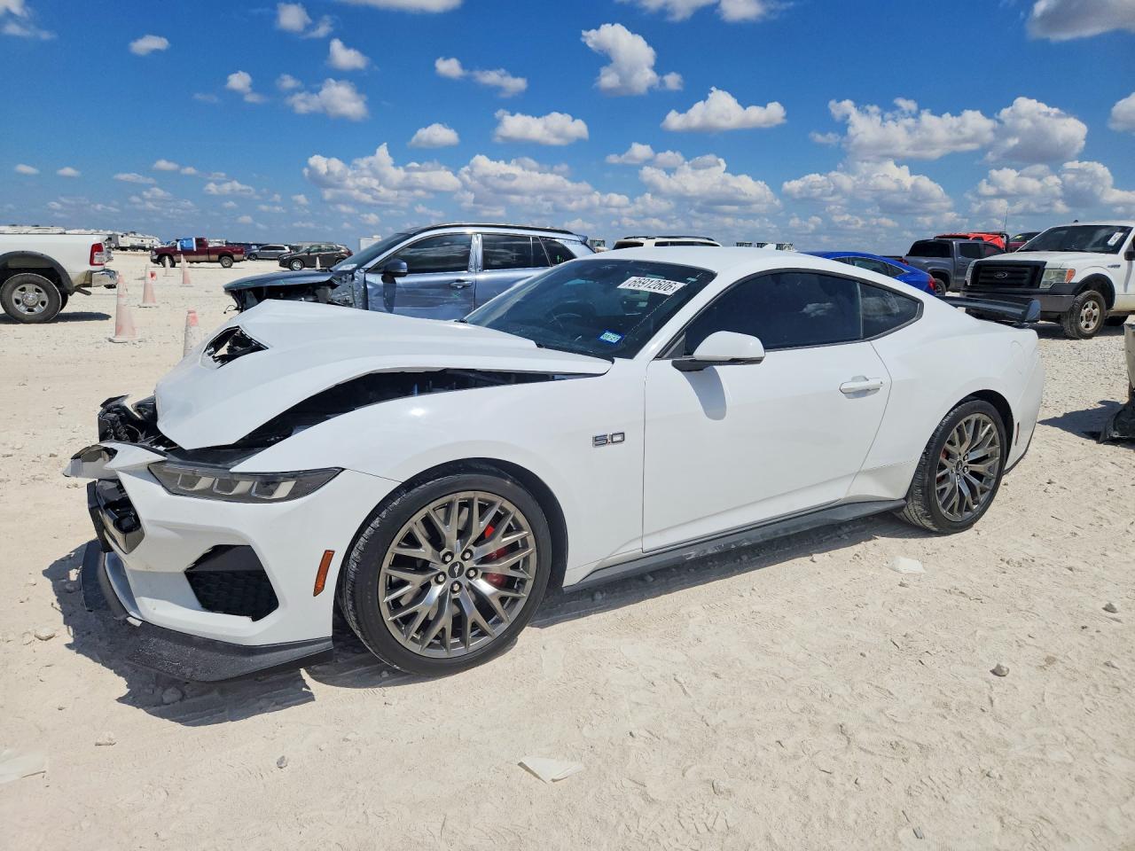 2024 FORD MUSTANG