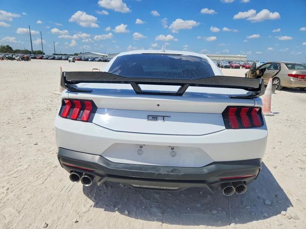 2024 FORD MUSTANG