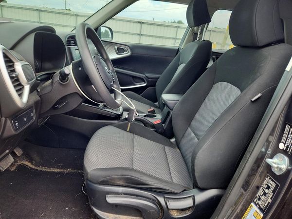 2021 KIA SOUL LX, S, X-Line