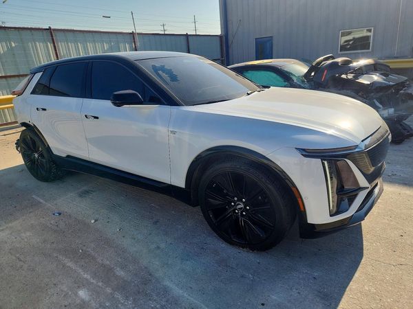 2024 CADILLAC LYRIQ
