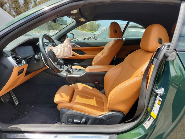 2023 BMW M440I