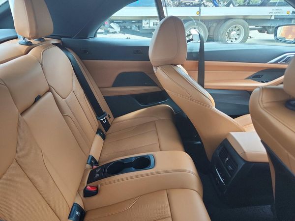 2023 BMW M440I
