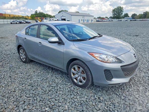 2013 MAZDA 3 Sport/GX