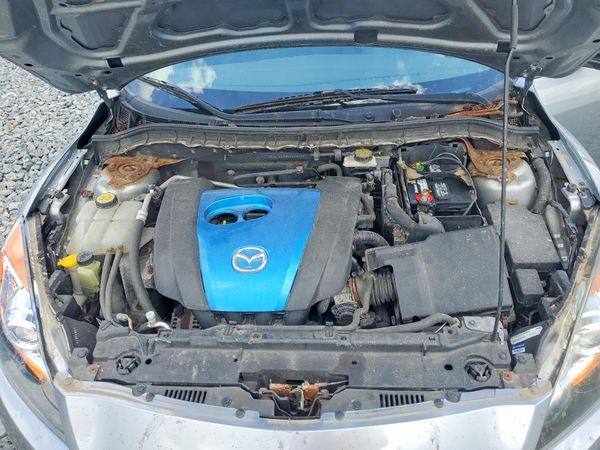 2013 MAZDA 3 Sport/GX