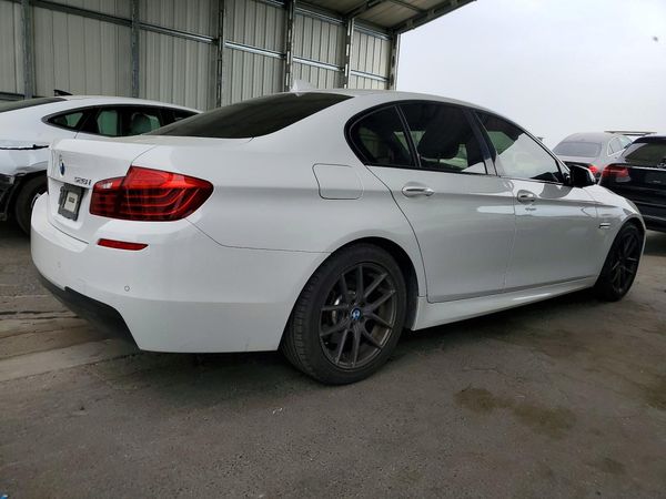 2016 BMW 528