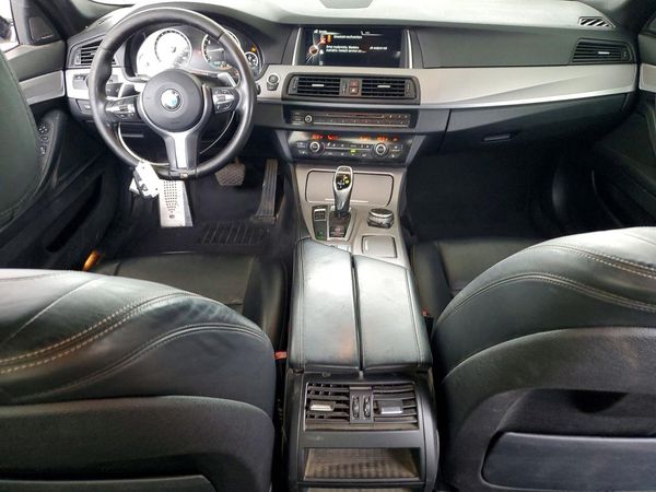 2016 BMW 528