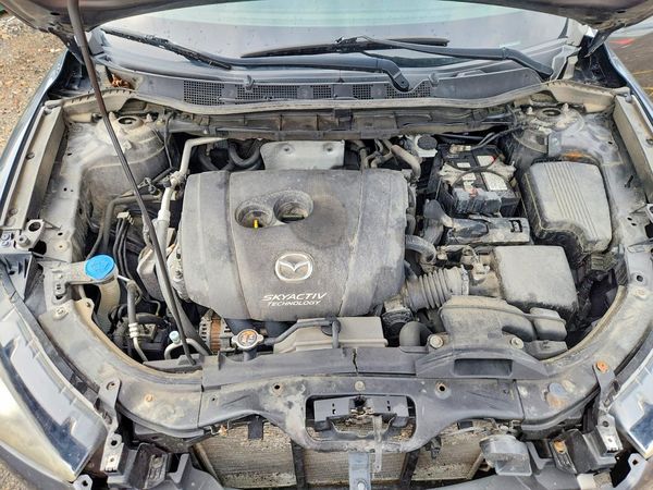 2015 MAZDA CX-5 — Engine bay