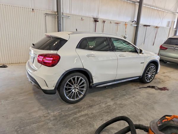 2019 MERCEDES-BENZ GLA GLA250-4M