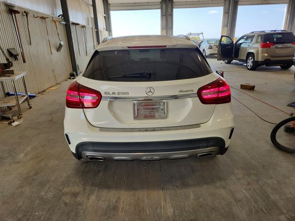 2019 MERCEDES-BENZ GLA GLA250-4M