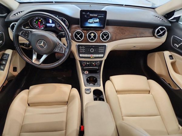 2019 MERCEDES-BENZ GLA GLA250-4M
