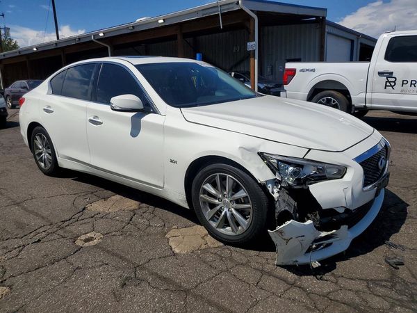 2017 INFINITI Q50