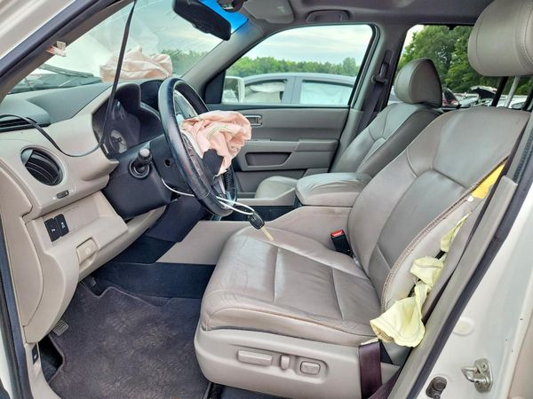 2012 HONDA PILOT TOURING — DENT