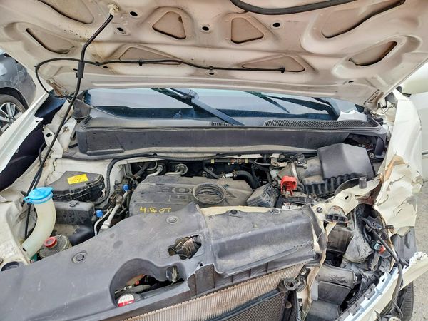 2012 HONDA PILOT TOURING — Engine bay