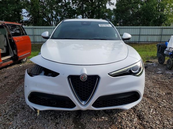 2019 ALFA ROMEO STELVIO