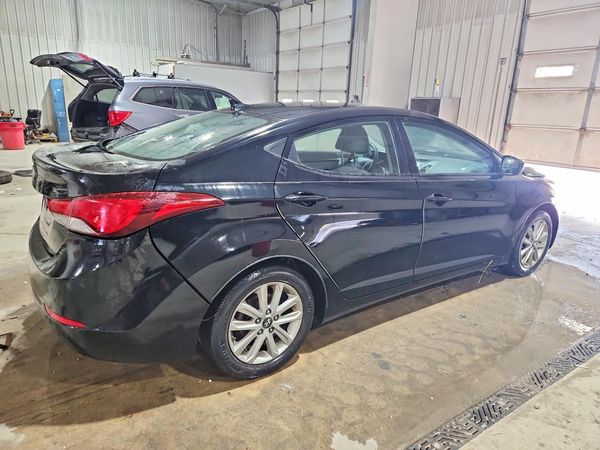 2014 HYUNDAI ELANTRA GLS (Middle)