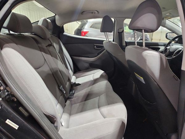 2014 HYUNDAI ELANTRA GLS (Middle)