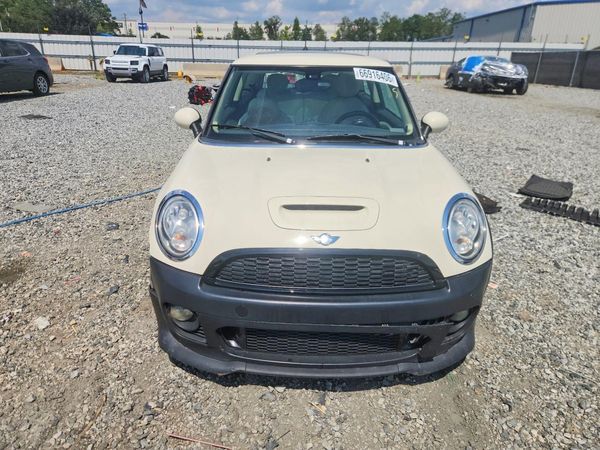 2013 MINI COOPER