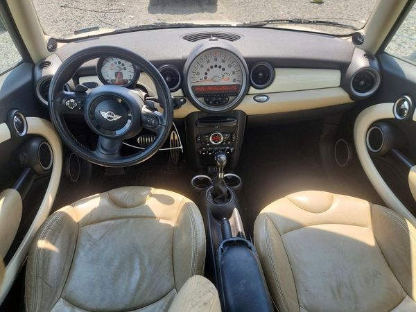 2013 MINI COOPER
