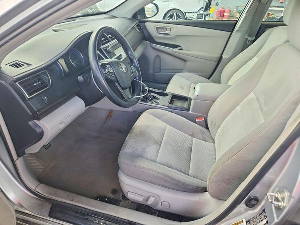 2016 TOYOTA CAMRY