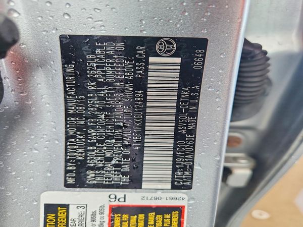 2016 TOYOTA CAMRY