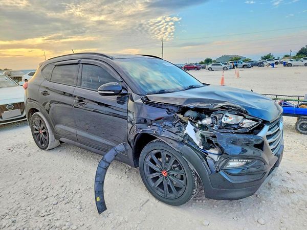 2017 HYUNDAI TUCSON