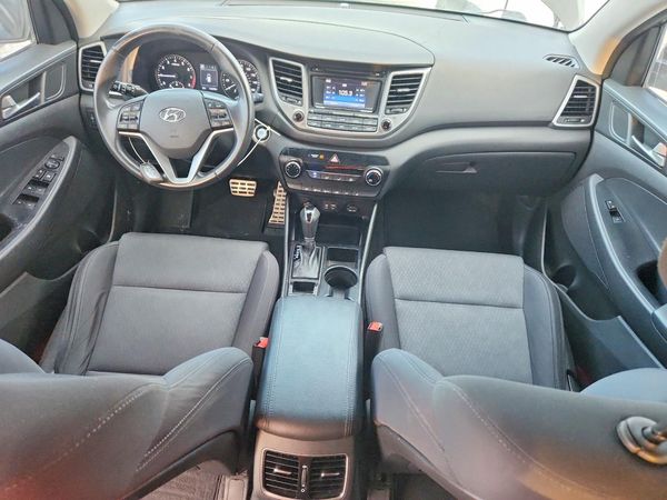 2017 HYUNDAI TUCSON