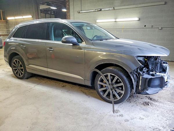 2017 AUDI Q7