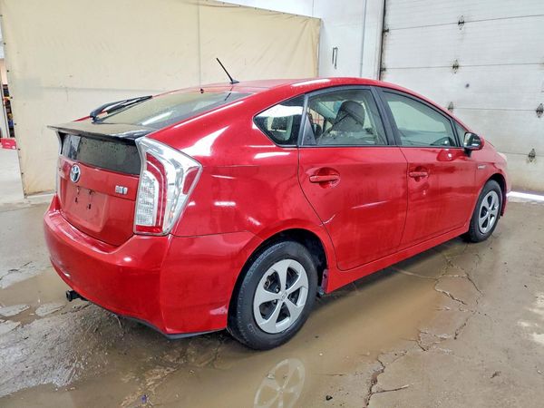 2013 TOYOTA PRIUS