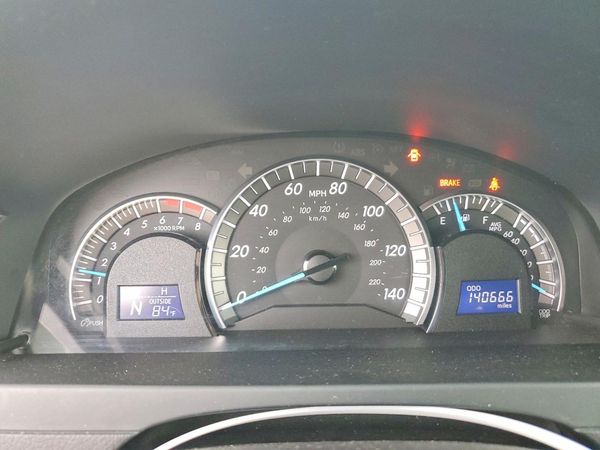 2014 TOYOTA CAMRY