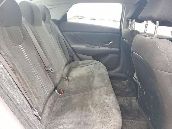 2021 HYUNDAI ELANTRA Blue