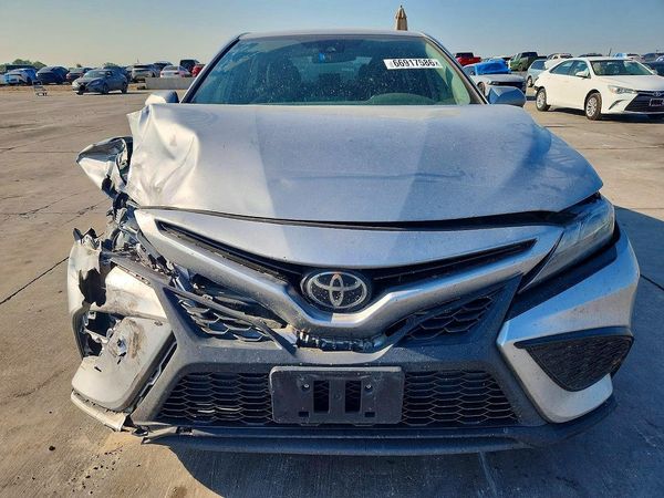2024 TOYOTA CAMRY