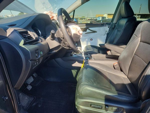 2017 HONDA PILOT Elite