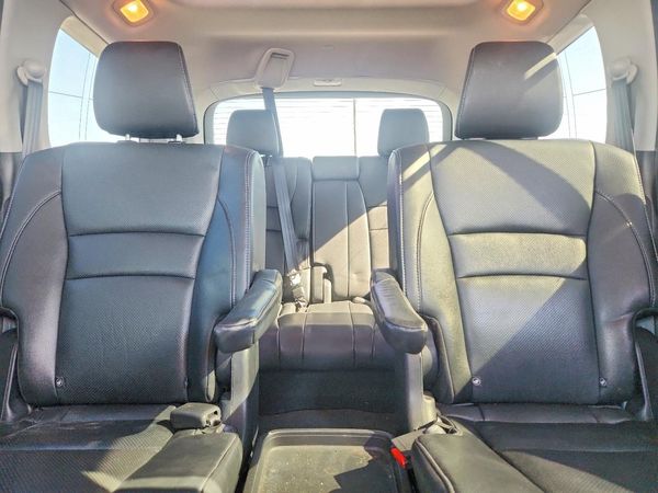 2017 HONDA PILOT Elite