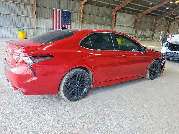 2021 TOYOTA CAMRY XSE