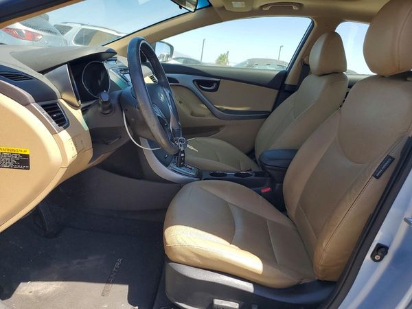 2013 HYUNDAI ELANTRA