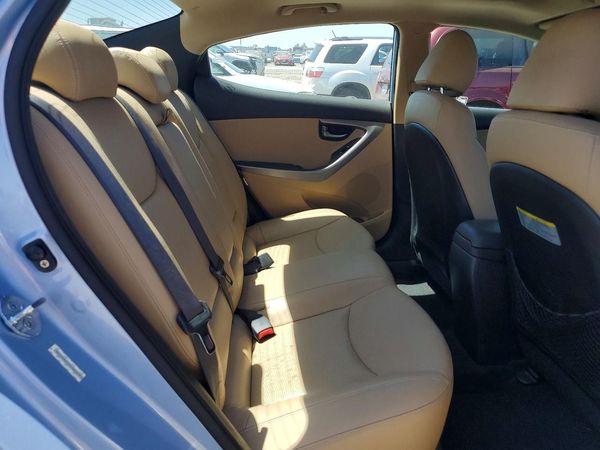 2013 HYUNDAI ELANTRA