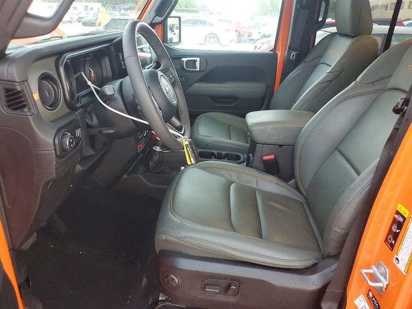 2025 JEEP GLADIATOR