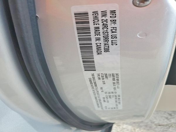 2024 CHRYSLER PACIFICA Select